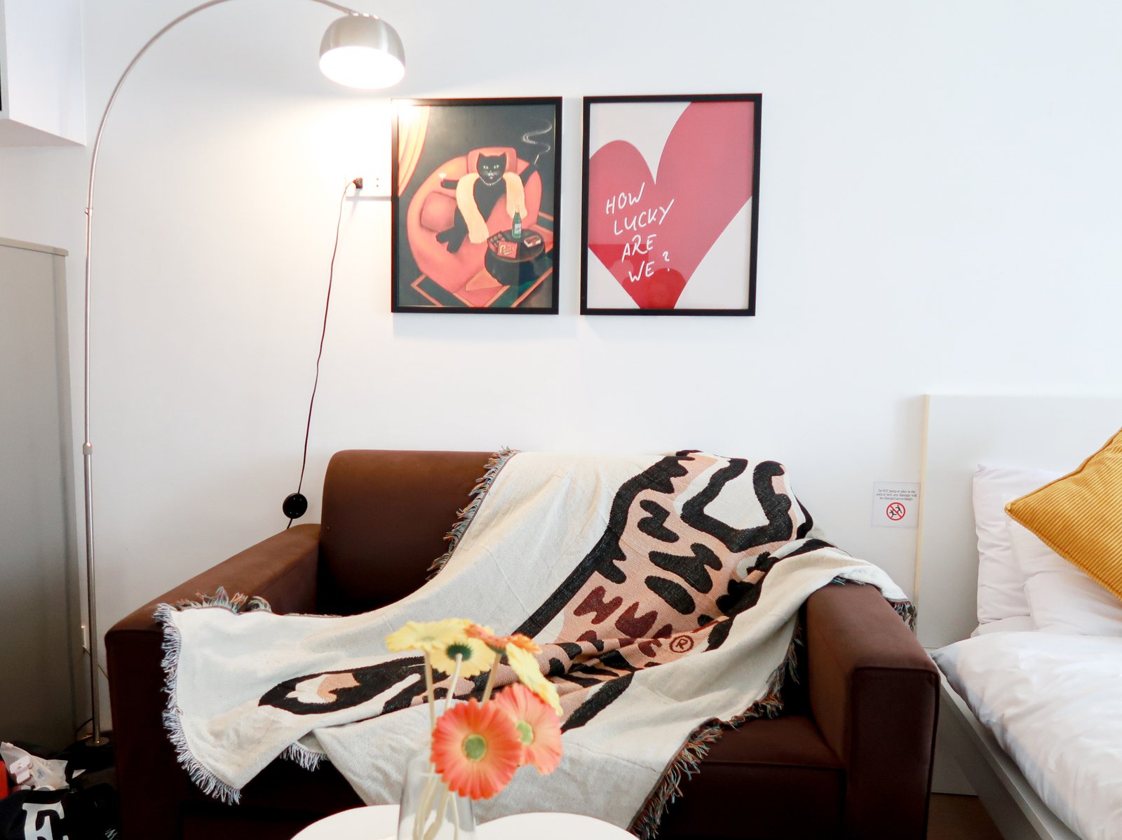 Mid Century Unit - Living Room